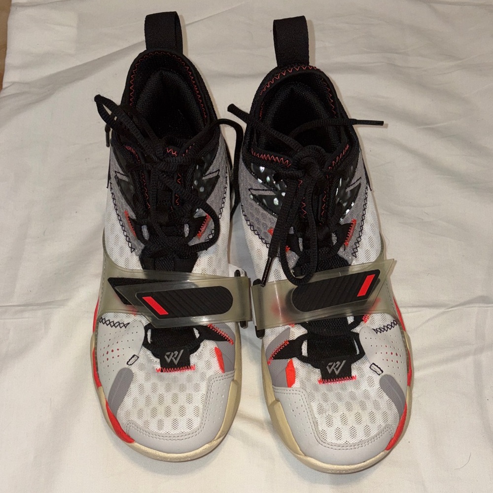 Nike Air Jordan Unite Athletic Shoes - White and Black size 10